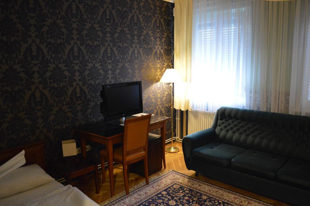 Platan Hotel Sárvár Extérieur photo